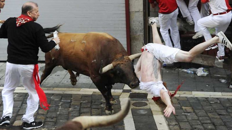 Vive San Ferm�n - Primer encierro - ver ahora