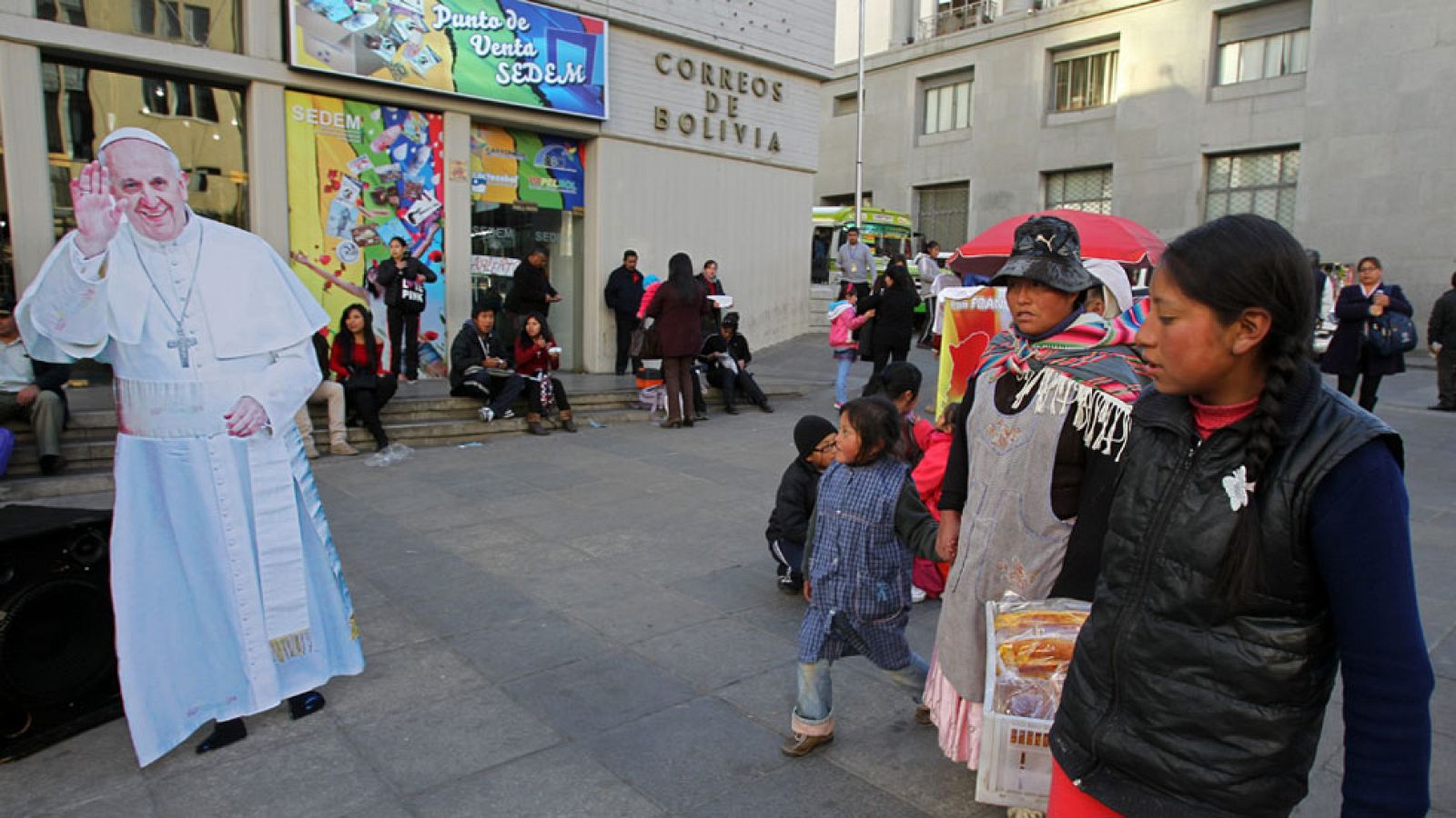 El Papa llega hoy a Bolivia tras su paso por Ecuador