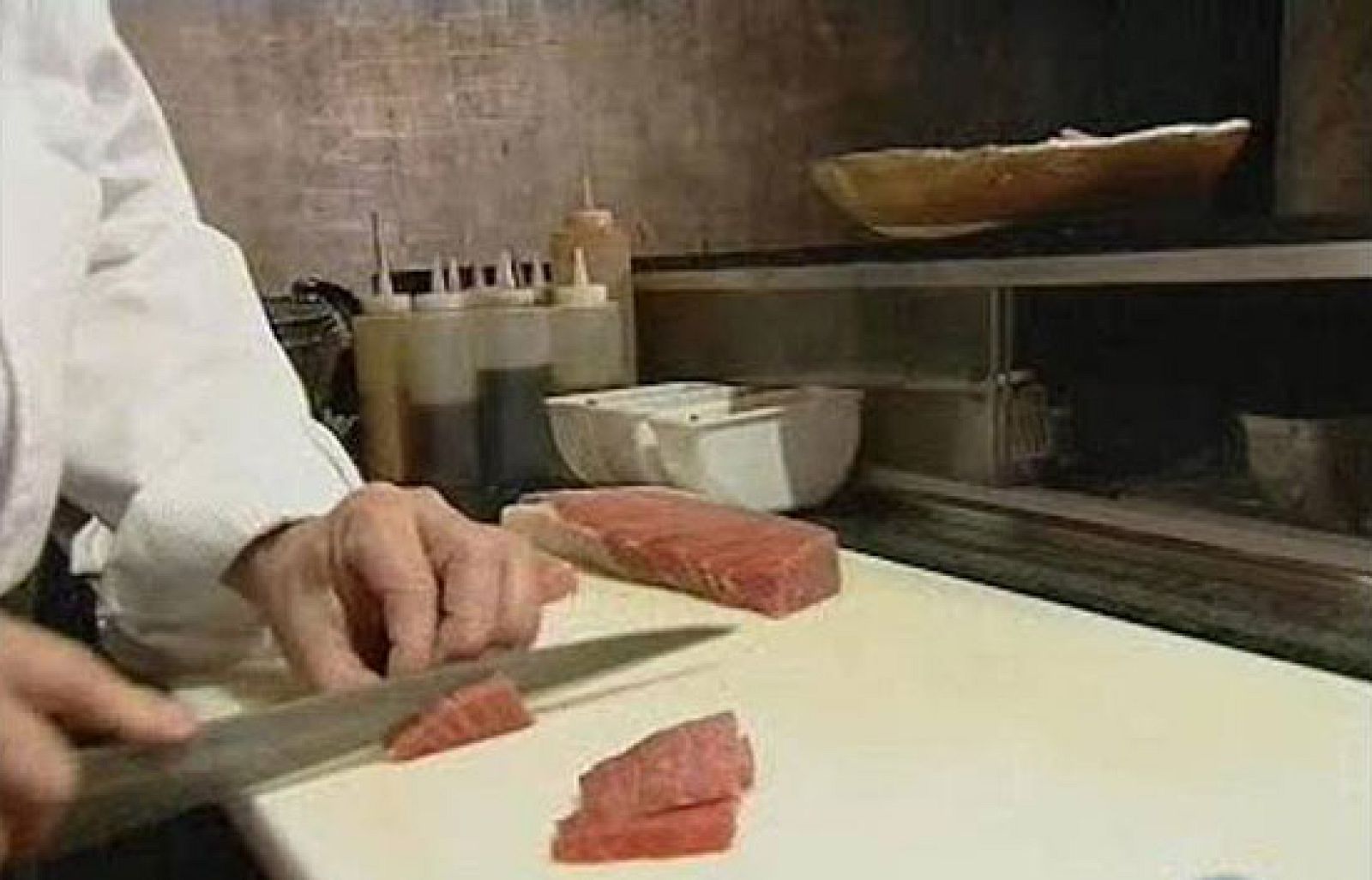 En Hondarribia pescan un atún de más de 230 kilos | Ver