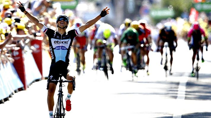 Tour de Francia - Stybar gana en un final desordenado por una caída