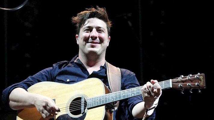 Telediario 1 - 'Mumford and Sons' inauguran la decima edición del BBK ante 10.000 personas