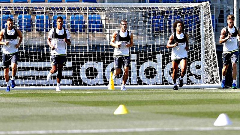 El Real Madrid de Benítez realiza su primer entrenamiento sin Casillas
