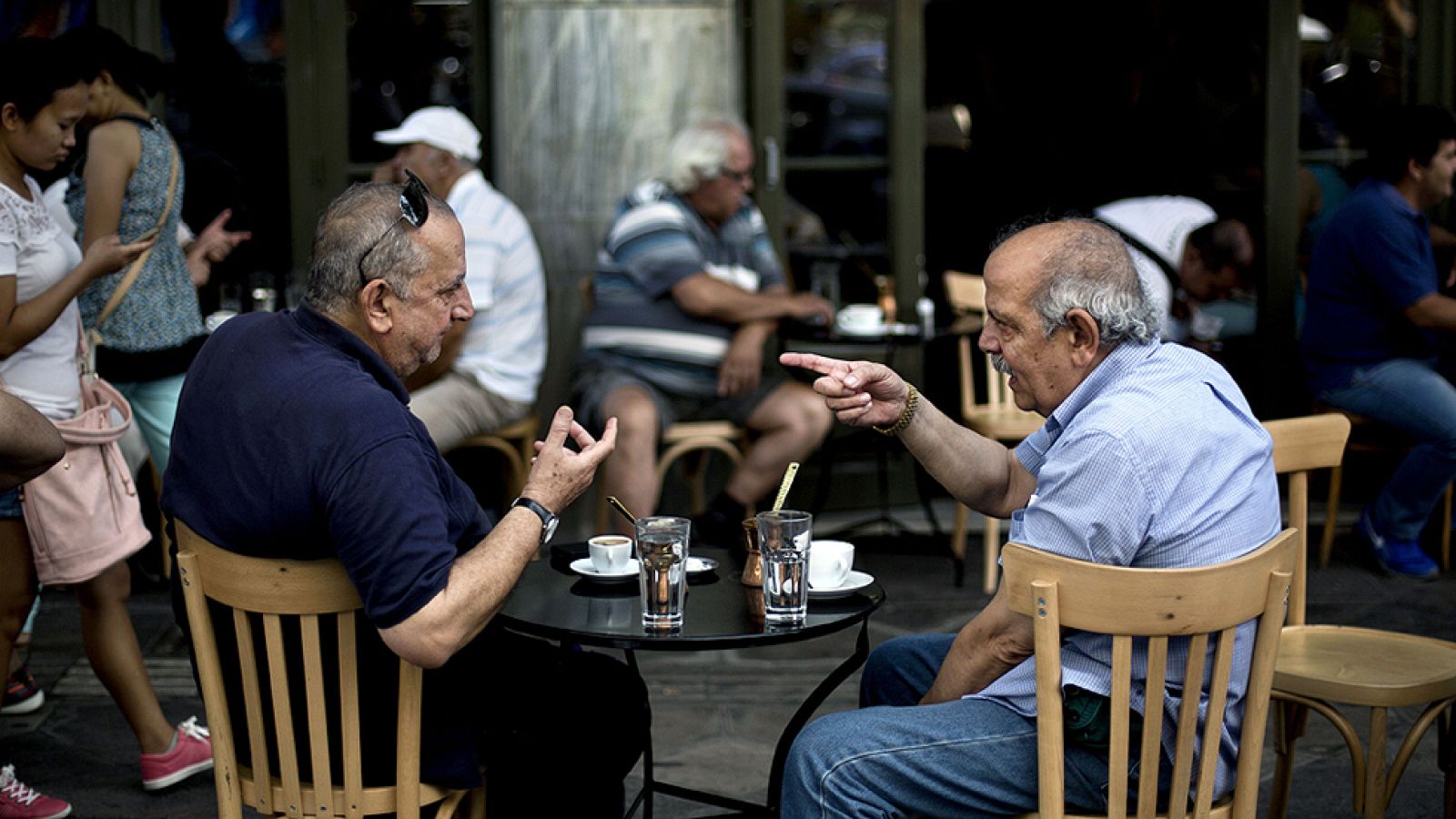 Los acontecimientos en Grecia se suceden con extremada rapidez