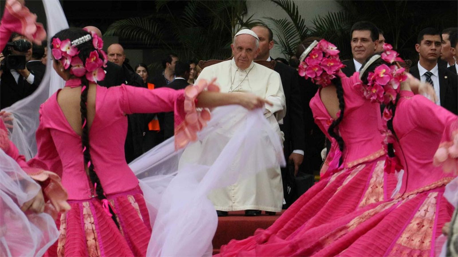 Última parada de la gira latinoamericana del Papa en Paraguay
