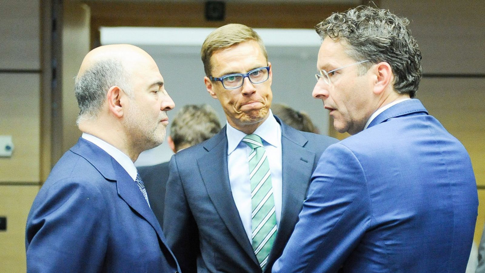 El Eurogrupo estudia exigir medidas adicionales y pedir a Grecia que concrete los plazos de las reformas