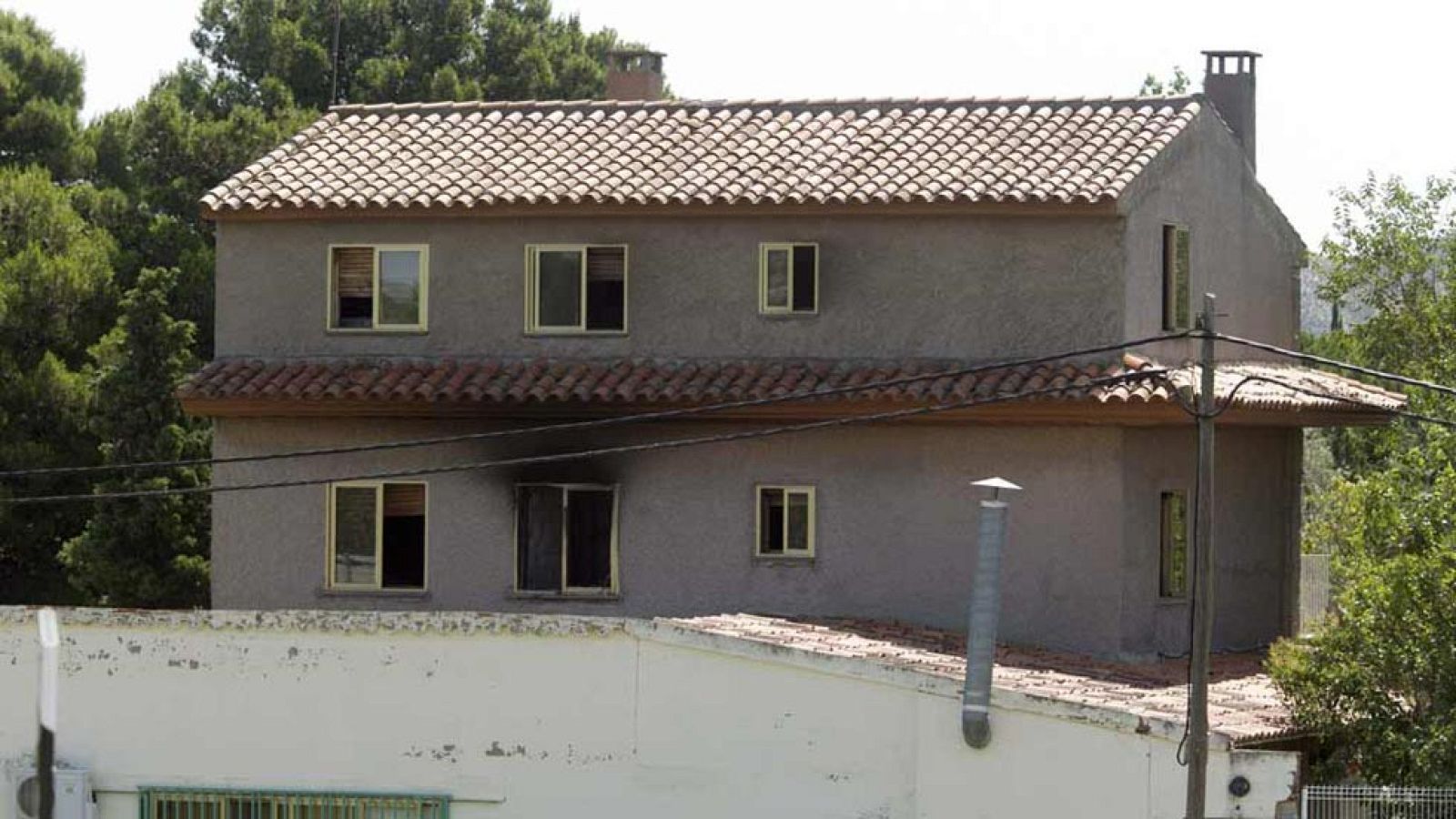 Investigan las causas del incendio en una residencia de ancianos en Zaragoza