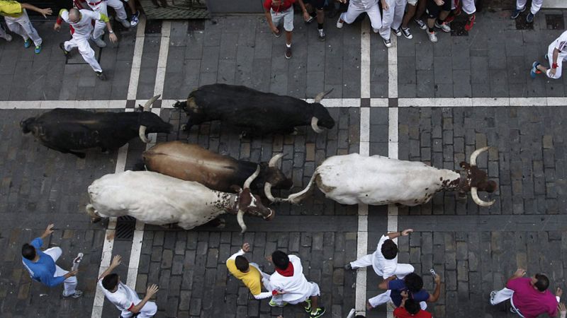 El séptimo encierro de San Fermín 2015 visto desde la cámara aérea