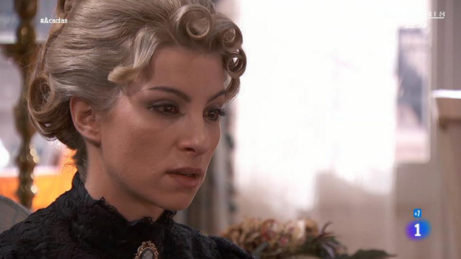 'Acacias 38' - Cayetana recuerda a su hija en el velatorio