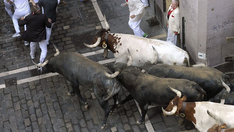 Último encierro de San Fermín 2015 con la ganadería de Miura