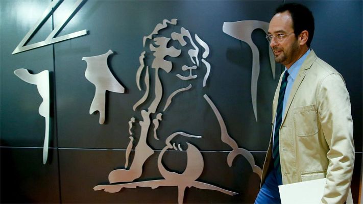 Telediario 1 - La oposición ve partidista la reforma electoral del PP