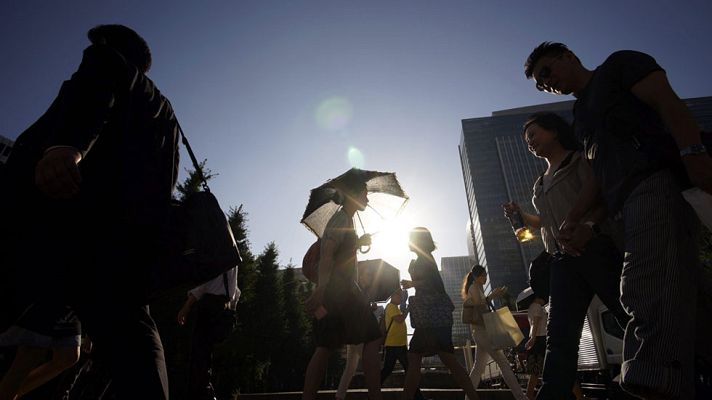 El tiempo - Nubes y temperaturas especialmente altas en el interior peninsular