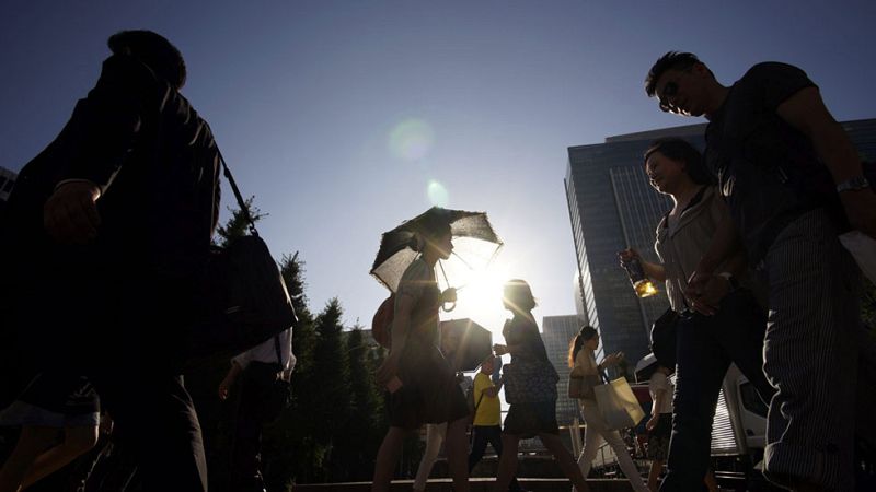 Nubes y temperaturas especialmente altas en el interior peninsular