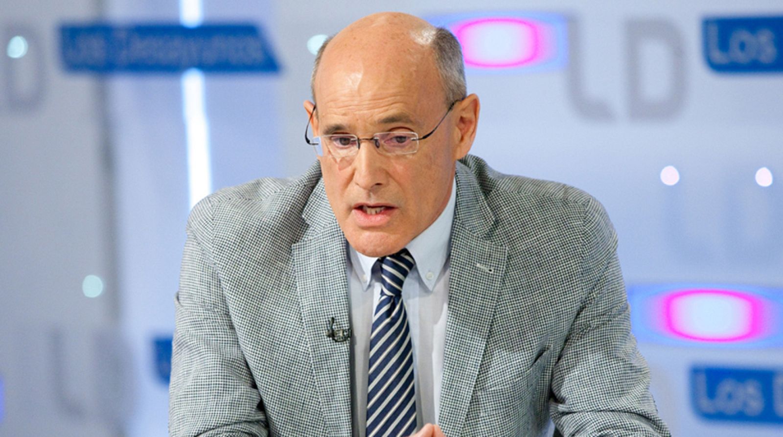 Rafael Bengoa, asesor del PSOE en materia de Sanidad para su programa electoral: "Si los pacientes se quedan en los hospitales, esa cama es mucho más cara y más peligrosa"