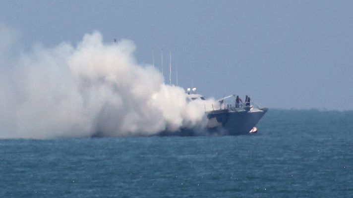 Telediario 1 - Un ataque con un cohete destruye una embarcación militar egipcia en el Mediterráneo