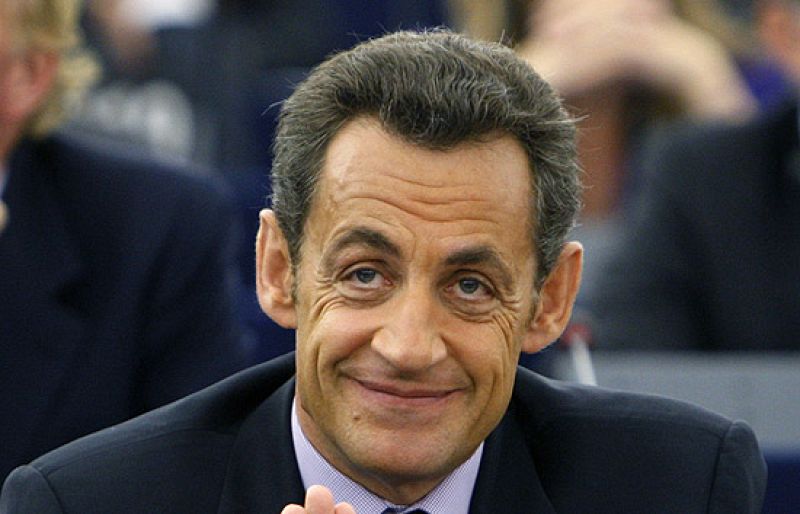 Sarkozy quiere que España esté en la cumbre | Ver