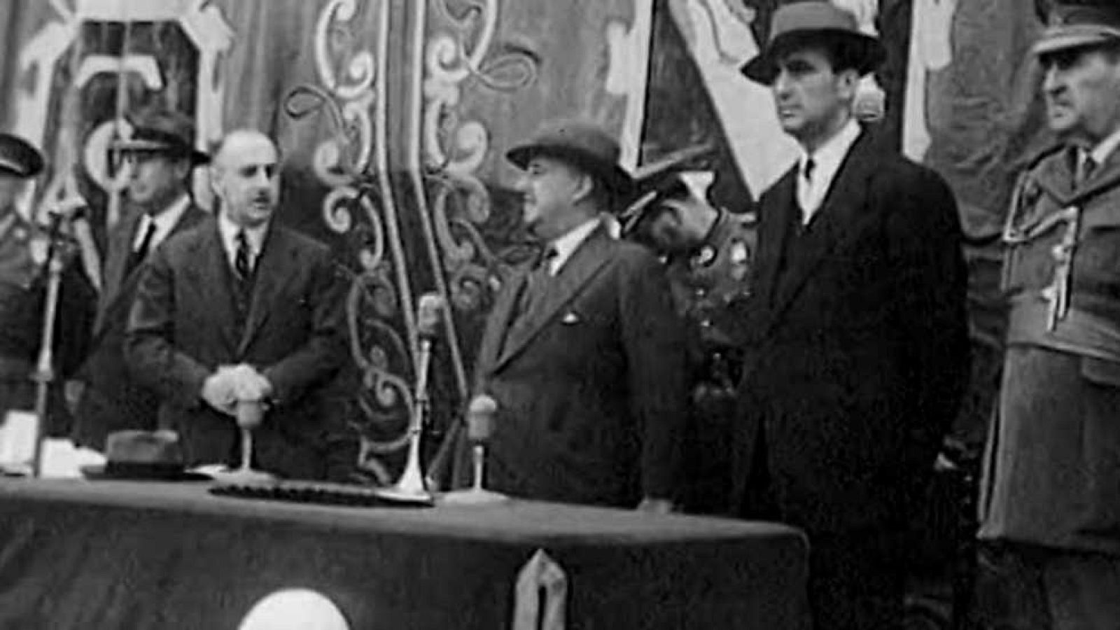 Los años del NO-DO - (1953) Franco bajo palio - ver ahora