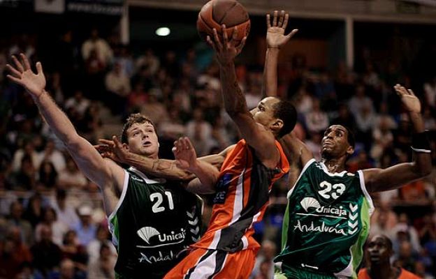 Baloncesto en RTVE - Triunfo sufrido del Unicaja