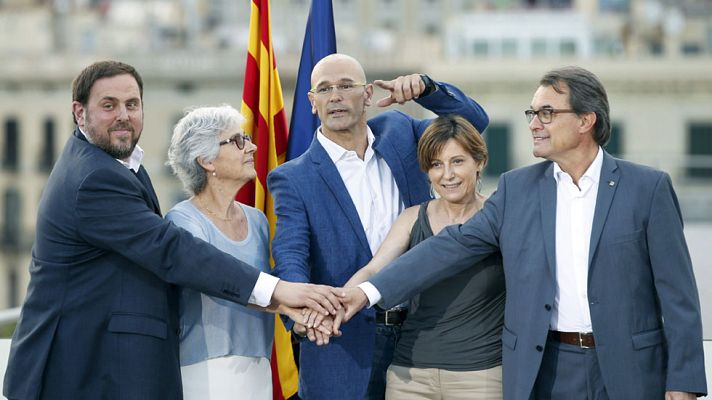 Telediario 1 - Telediario Matinal en 4' - 21/07/2015