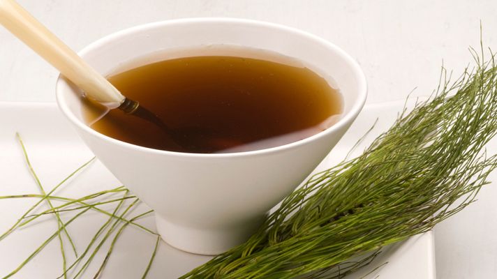 La mañana - Infusión de cola de caballo