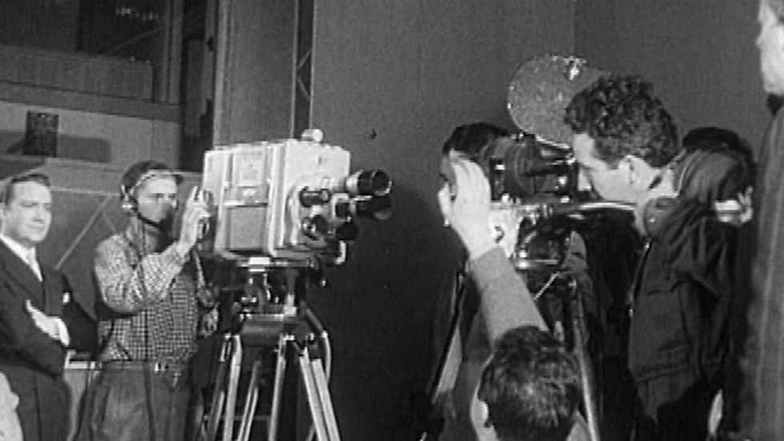 Los años del NO-DO - (1956) Y llegó la televisión - Ver ahora