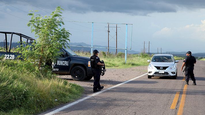 Telediario 1 - México refuerza la seguridad de los centros penitenciarios tras detectar el robo de los planos de una de estas instalaciones