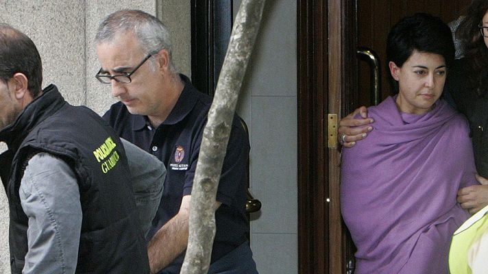 Telediario 1 - El juez prorroga la prisión preventiva para los padres de Asunta