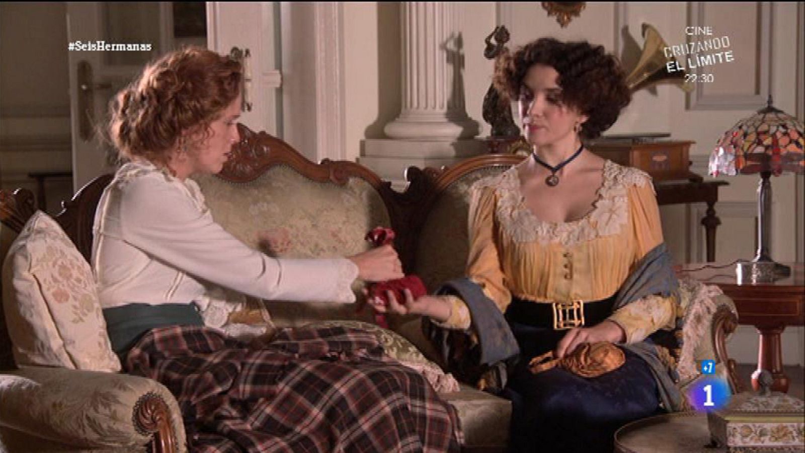 'Seis Hermanas' - La cachetera chantajea a Francisca