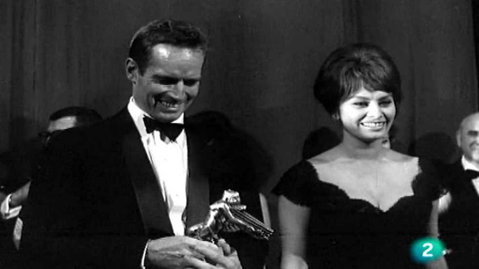 Los años del NO-DO - (1960) El Madrid gana la quinta copa - ver ahora