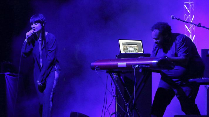 Telediario 1 - Najwajean presentan algunos de sus nuevos temas en Madrid