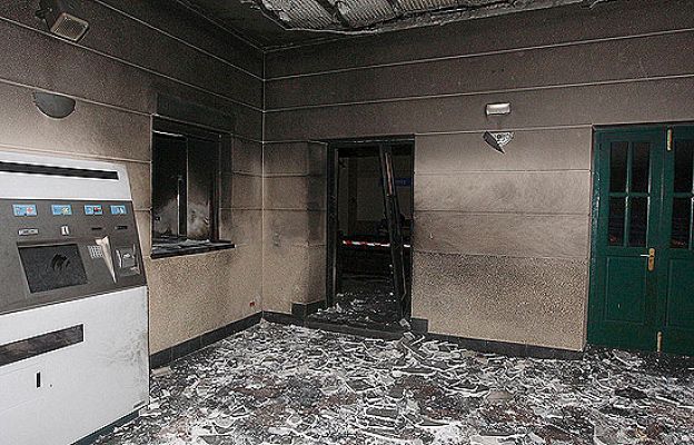  - Atacan dos estaciones de Euskotren