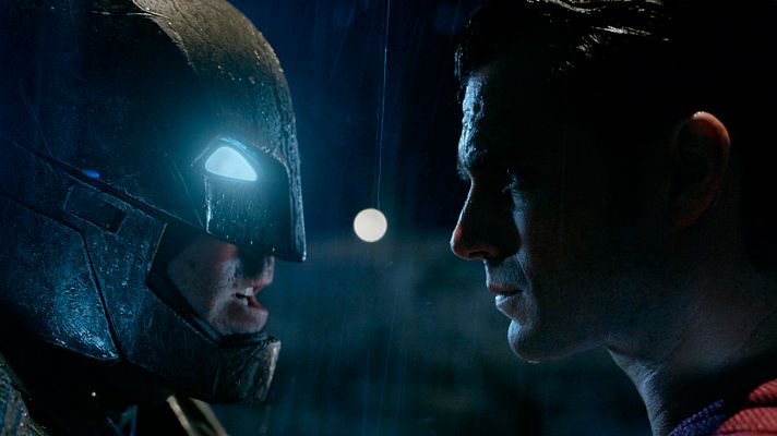Cultura en Rtve.es - Nuevo tráiler, en español, de 'Batman v Superman: El amanecer de la justicia'