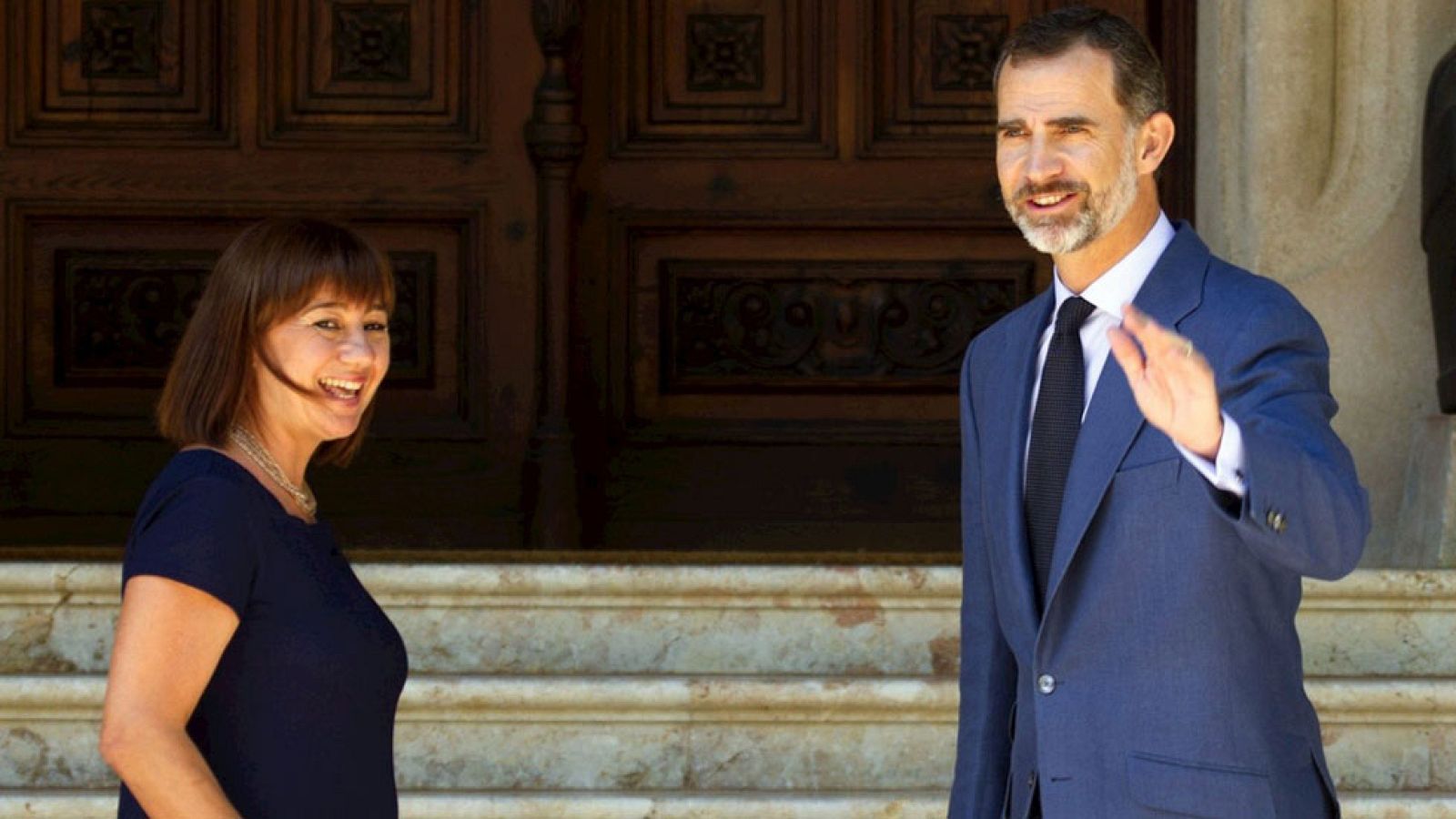 Don Felipe abre el Palacio de Marivent para recibir a las autoridades de las islas