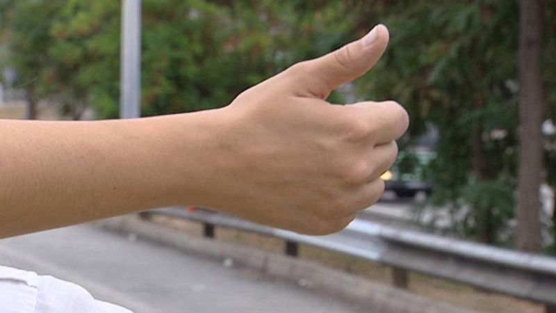 Hacer turismo haciendo autostop, una práctica en vías de extinción