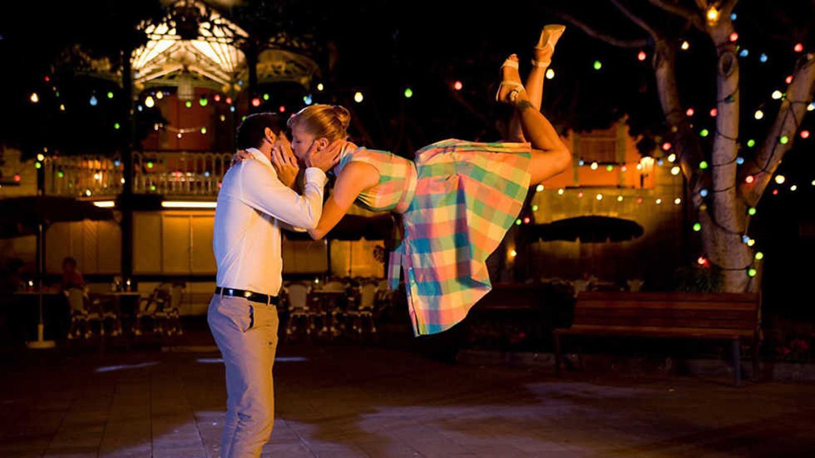 Versión española - Una hora más en Canarias - ver ahora