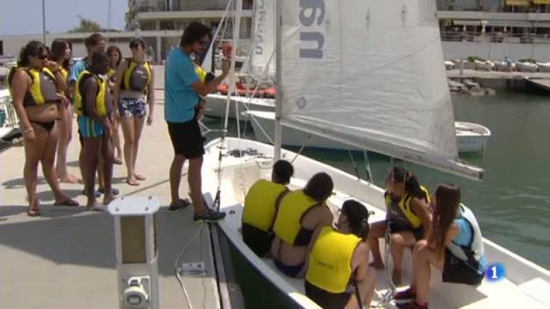 Els cursets de vela adaptada de l'estiu a l'Escala