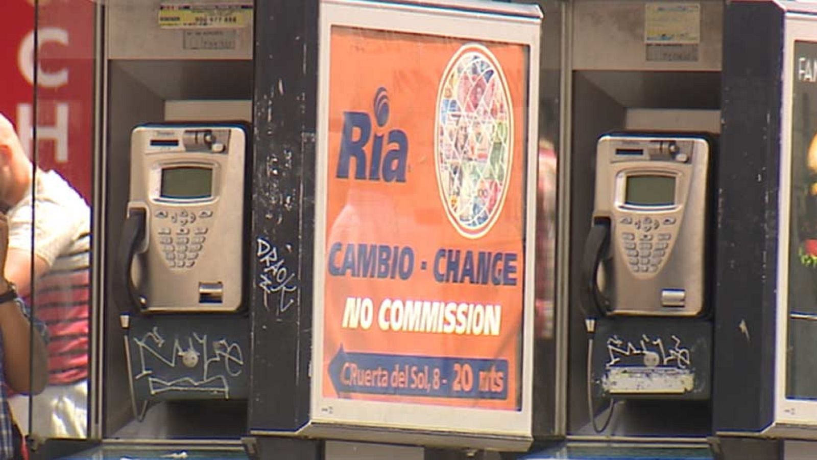 Las cabinas telefónicas 'vivas' hasta 2016