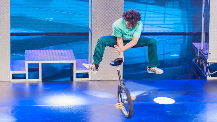 Insuperables - Aleix y Rubén en monociclo