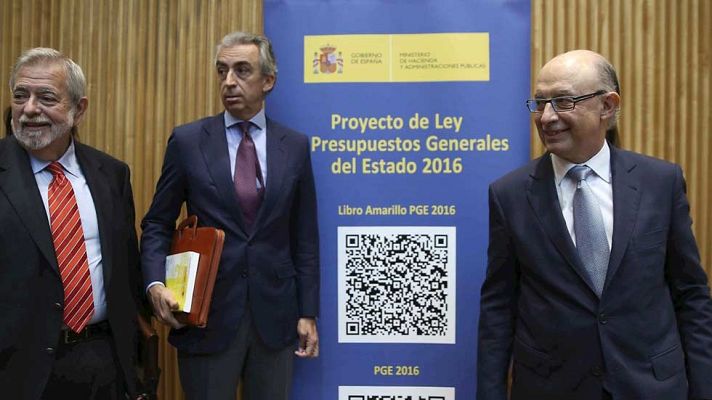 Telediario 1 - Montoro presenta en el Congreso unos Presupuestos con un mayor gasto social y en Educación
