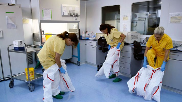 Telediario 1 - Se cumple un año del primer contagio por ébola en España