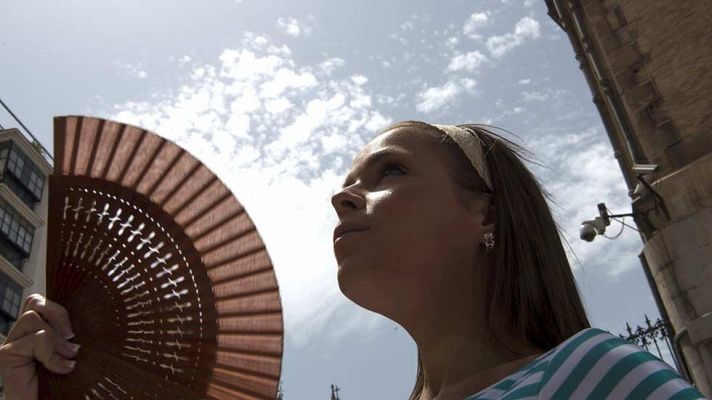 Telediario 1 - Vuelve el calor tras el julio más caluroso de los últimos 30 años