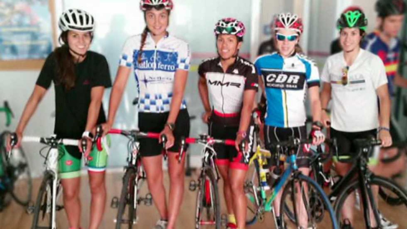 Mujer y deporte - Triatlón: La Blume - ver ahora