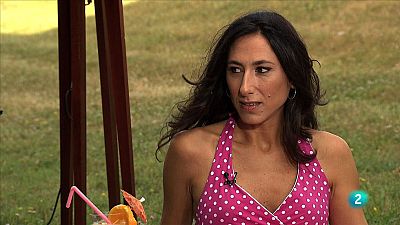 2 Many Clips  - Entrevista amb Marta Robles, guitarrista del grup "Las Migas"