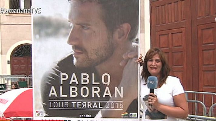 La mañana - Fans esperan a Pablo Alborán