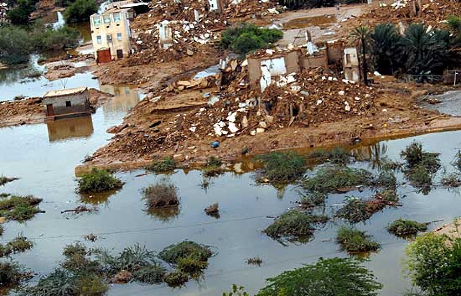 Las fuertes lluvias angan Yemen | Ver
