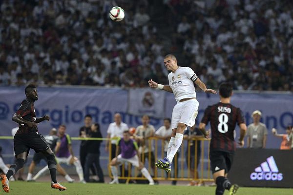 Telediario 1 - Pepe será baja tres semanas y podría perderse el debut liguero