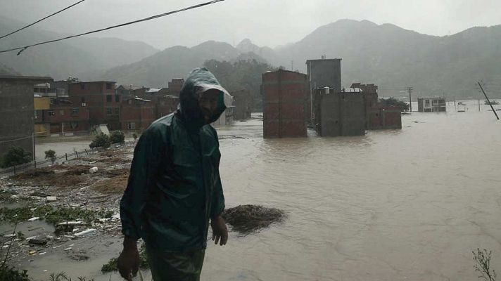 Telediario 1 - El tifón Soudelor deja a su paso por China 9 muertos y 3 desaparecidos