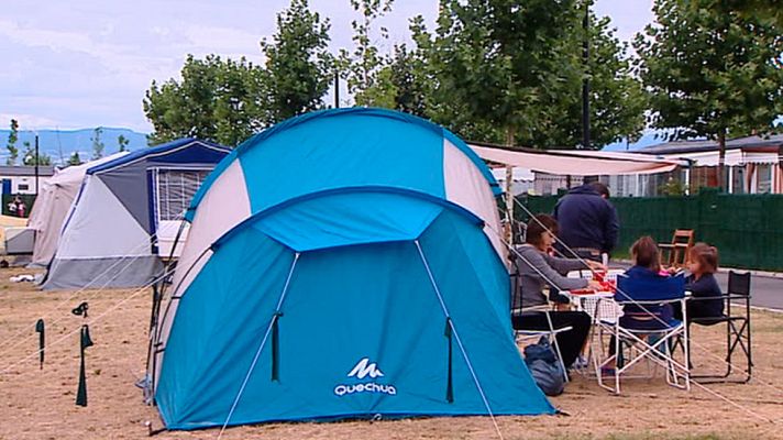 Telediario 1 - El turismo de camping, cada vez más en auge y con posibilidades más variadas