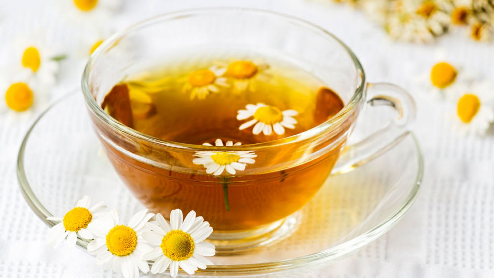 Los Consejos de Maxi - ¡Manzanilla para aclarar el pelo!