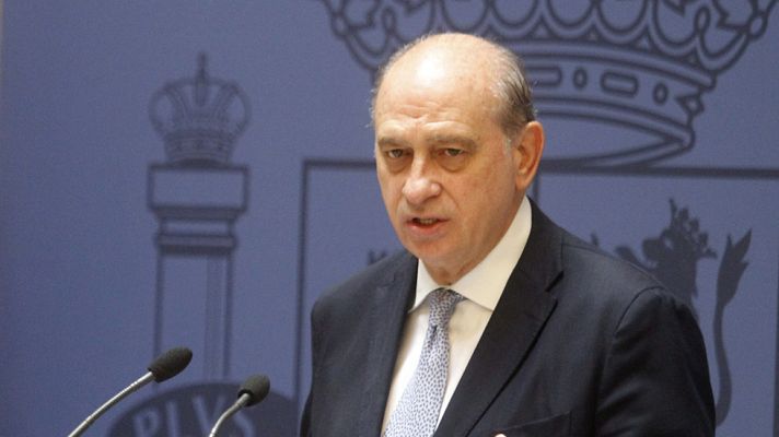 Telediario 1 - El ministro del Interior comparecerá el viernes en el Congreso para explicar su reunión con Rato