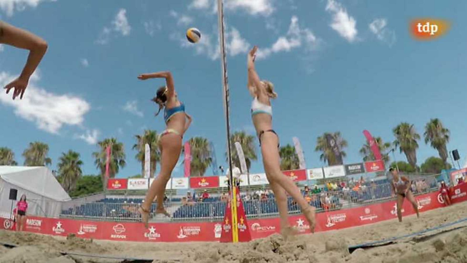 Voley playa - Madison Beach Voley Tour. Tarragona - ver ahora